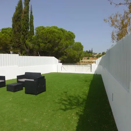 Algarve, 3 Bedroom House With Pool, In Porches Vakantiehuis Porches (Algarve)