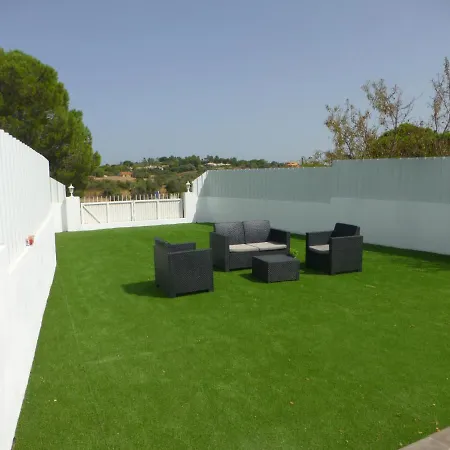 Algarve, 3 Bedroom House With Pool, In Porches Porches (Algarve)