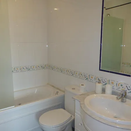 Algarve, 3 Bedroom House With Pool, In Porches *