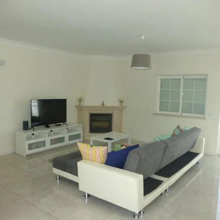 Feriehus Algarve, 3 Bedroom House With Pool, In Porches Porches (Algarve)