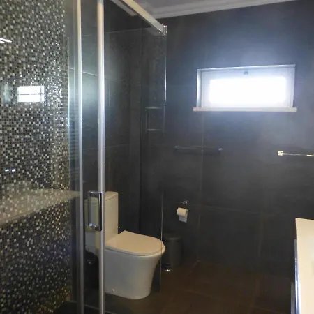 Algarve, 3 Bedroom House With Pool, In Porches * Porches (Algarve)