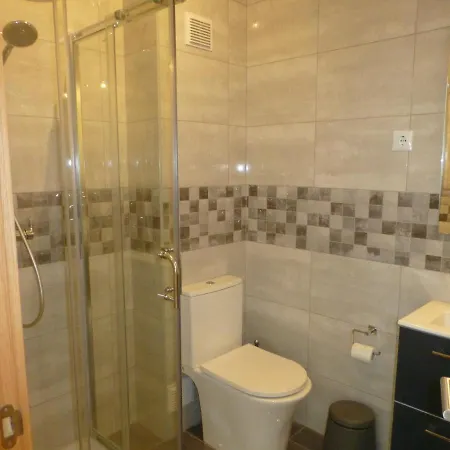 Feriehus Algarve, 3 Bedroom House With Pool, In Porches